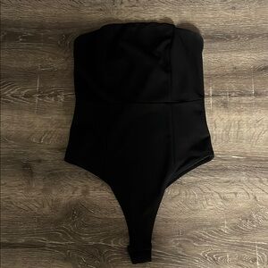Women’s Black Strapless Bodysuit
